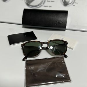 Persol 3019-S